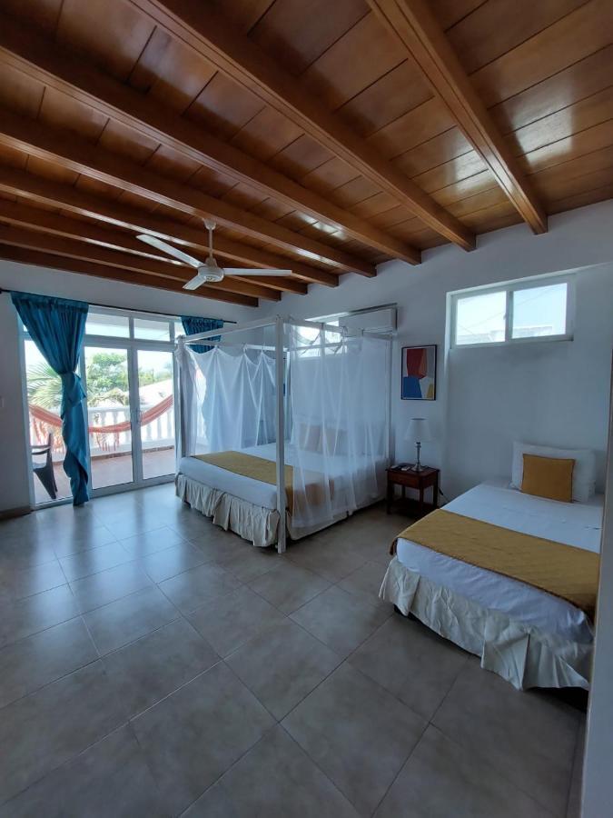 Hotel 3 Banderas Manzanillo Del Mar Cartagena المظهر الخارجي الصورة